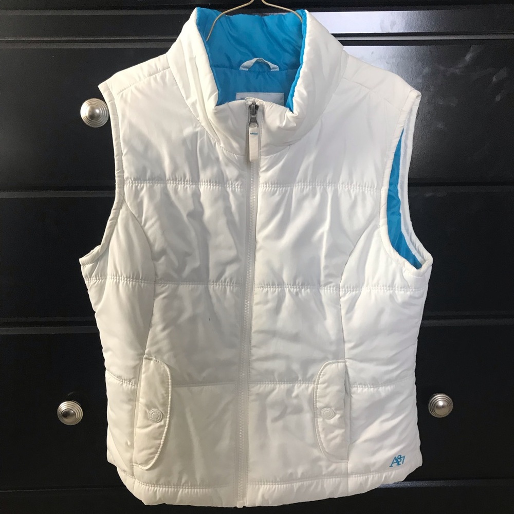 Aeropostale vest